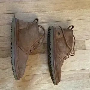 I am selling mens Ugg Neumel boot they are size 9 in mens and 10.5 in women’s UGG | Shoes | I Am Selling Mens Ugg Neumel Boot They Are  main image 2